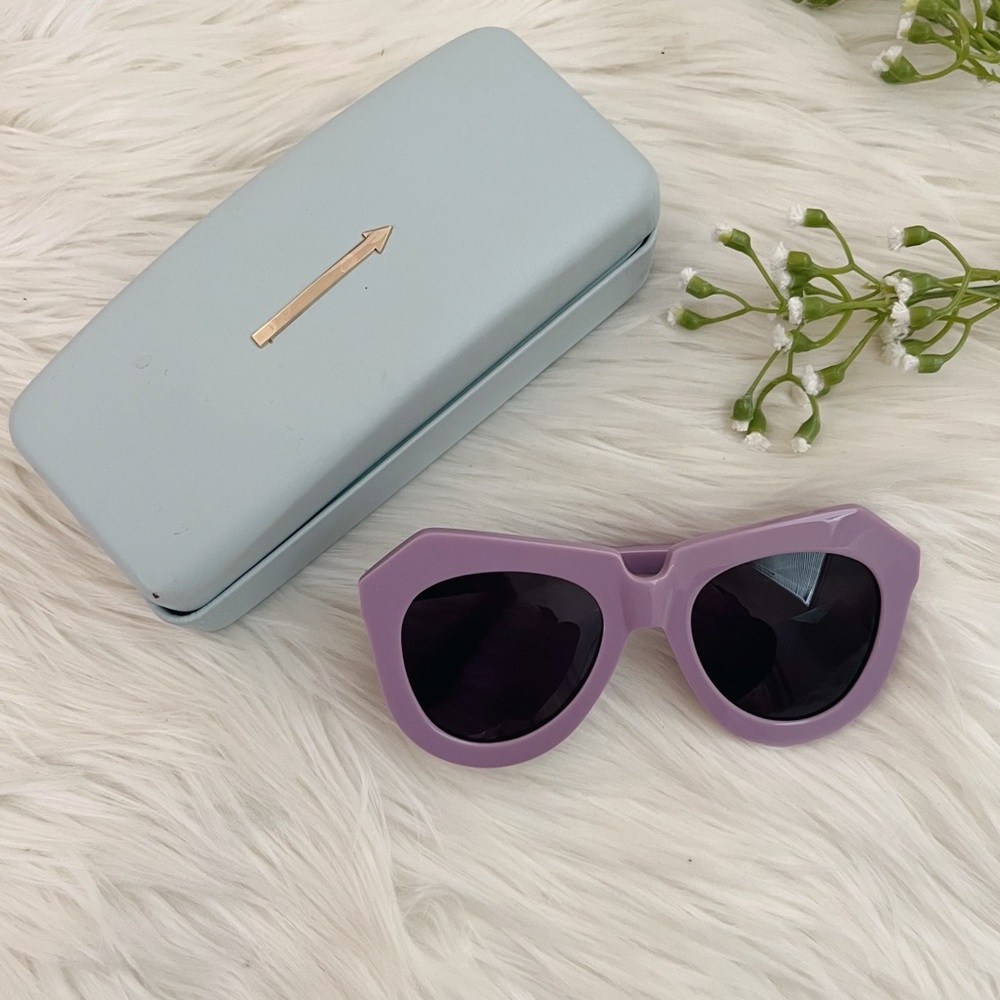 Karen Walker Women's Chunky Lilac Sunglasses - Fashionable UV Shades - Picture 3 of 8